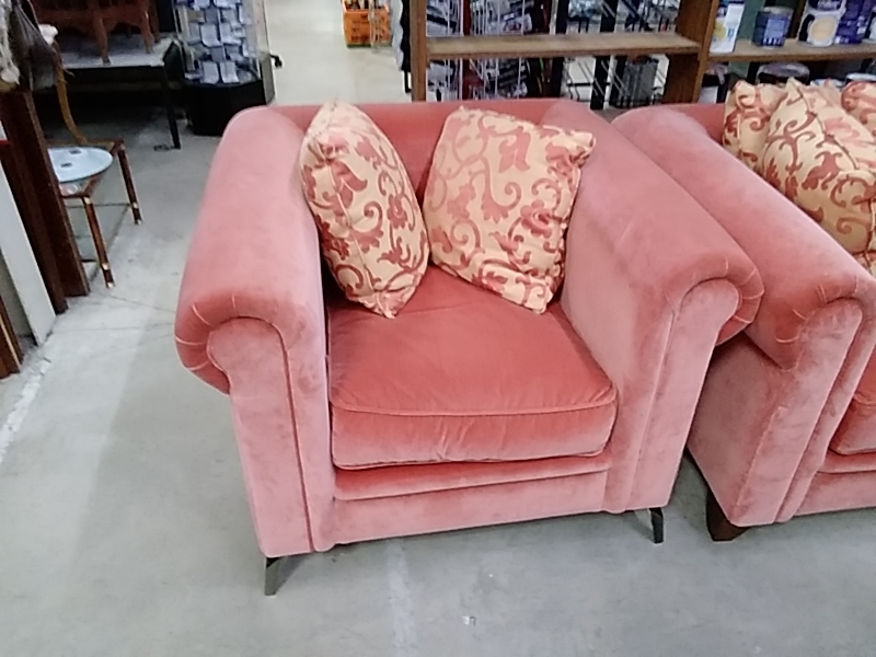 FAUTEUIL NEUF ROSE DE CHEZ DUVIVIER 