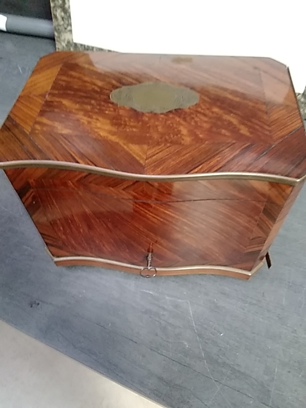 BOITE À BIJOUX MANQUE 2 TIROIRS 