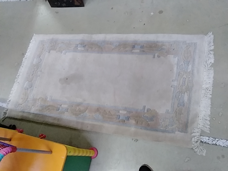TAPIS LAINE ROSE DANS L’ETAT 90 X 170 CM