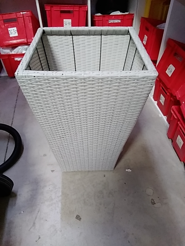 CACHE POT TRESSÉ 