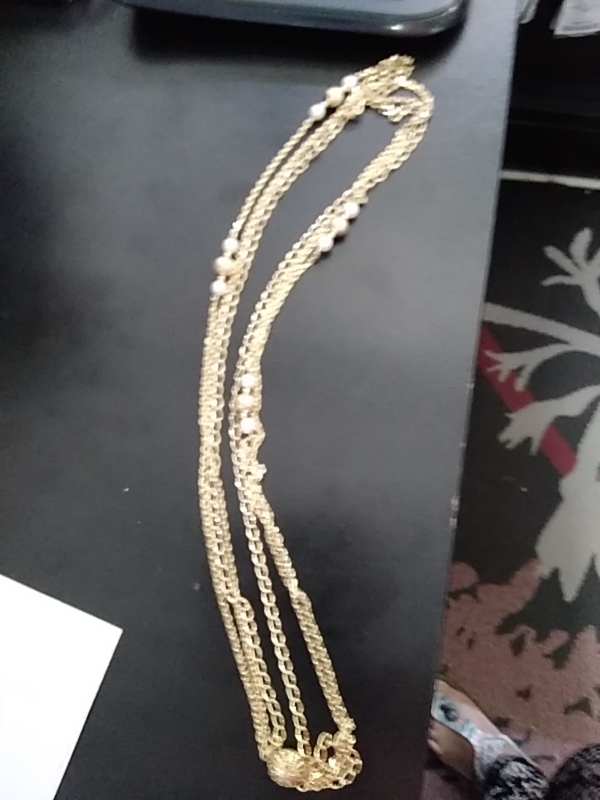 COLLIER 