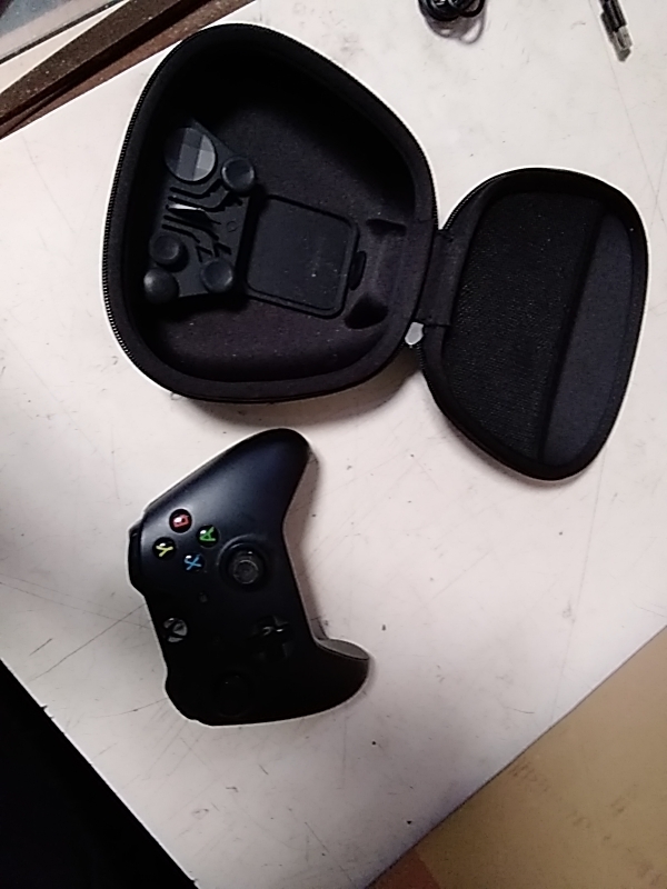 MANETTE DE JEU 