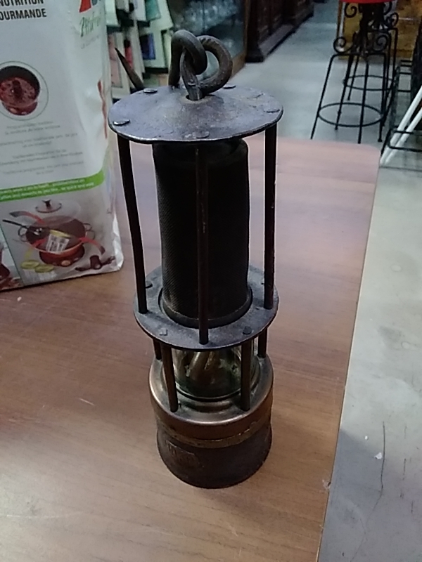 LAMPE MINEUR 
