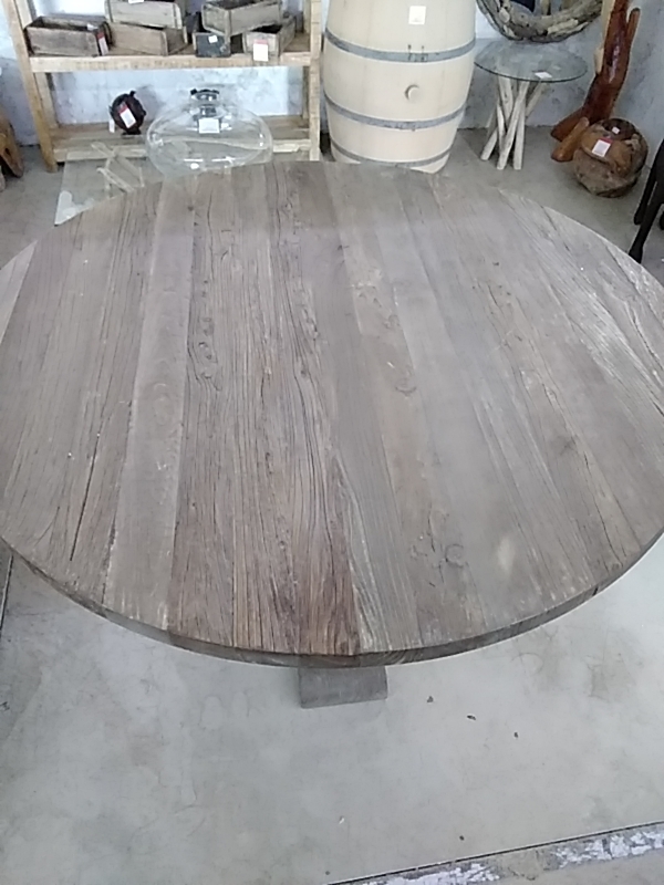 TABLE RONDE "VERMILION" LOBERON DIAMÈTRE 140CM 