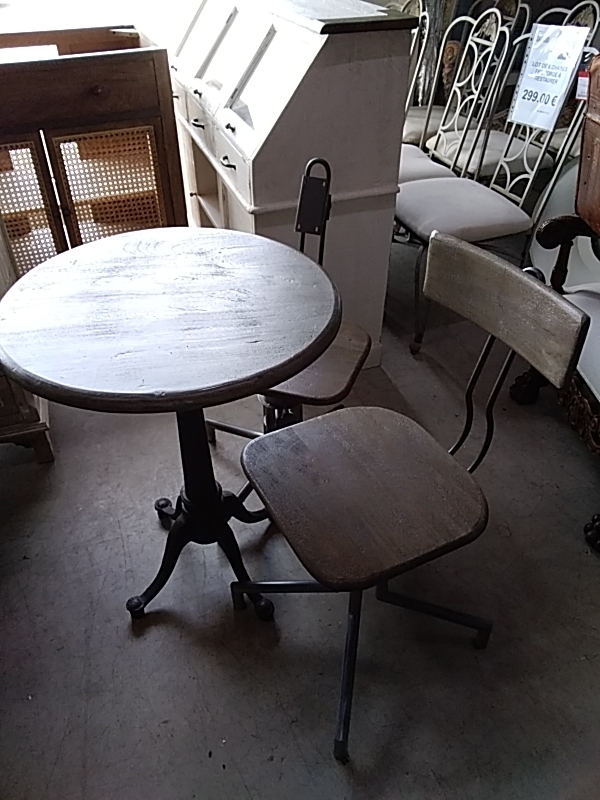 ENSEMBLE TABLE RONDE PM AVEC 2 CHAISES DS L’ÉTAT 
