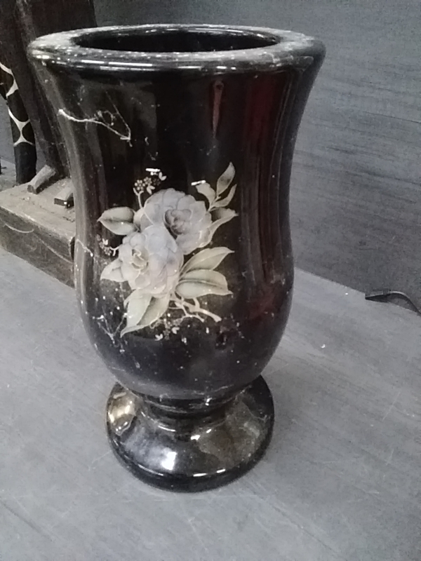 VASE POUR CIMETIÈRE 
