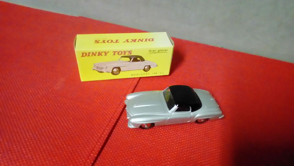 VOITURE MERCEDES 190 SL REPRO DINKY TOYS +BOITE