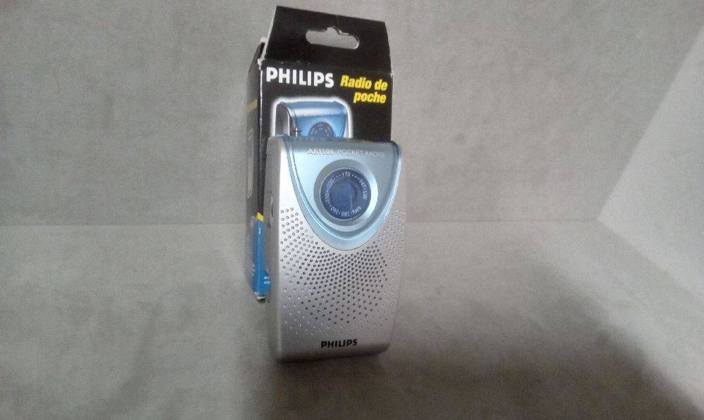 POSTE PHILIPS PORTABLE A PILE AE1506