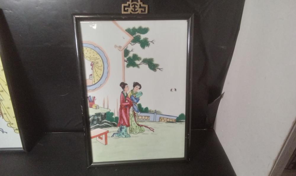 PANNEAUX CERAMIQUE  ASIATIQUE CADRE NOIR
