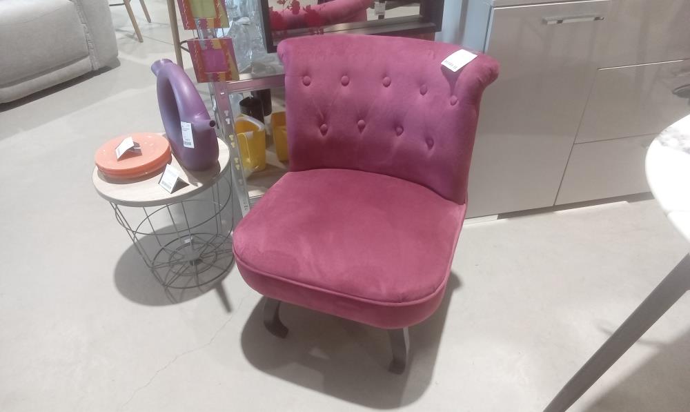 FAUTEUIL TISSUS FRAMBOISE PIEDS NOIRS