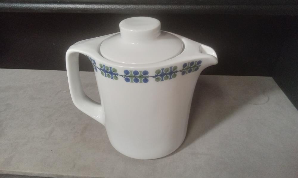 CAFETIERE PORCELAINE BAVARIA LA HUCHETTE