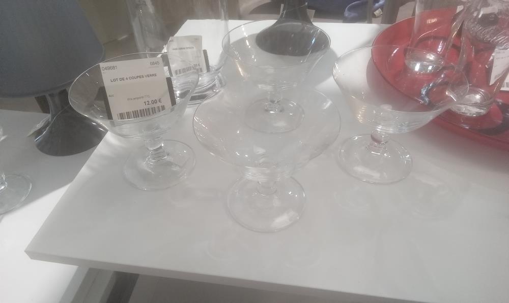 LOT DE 4 COUPES VERRE 