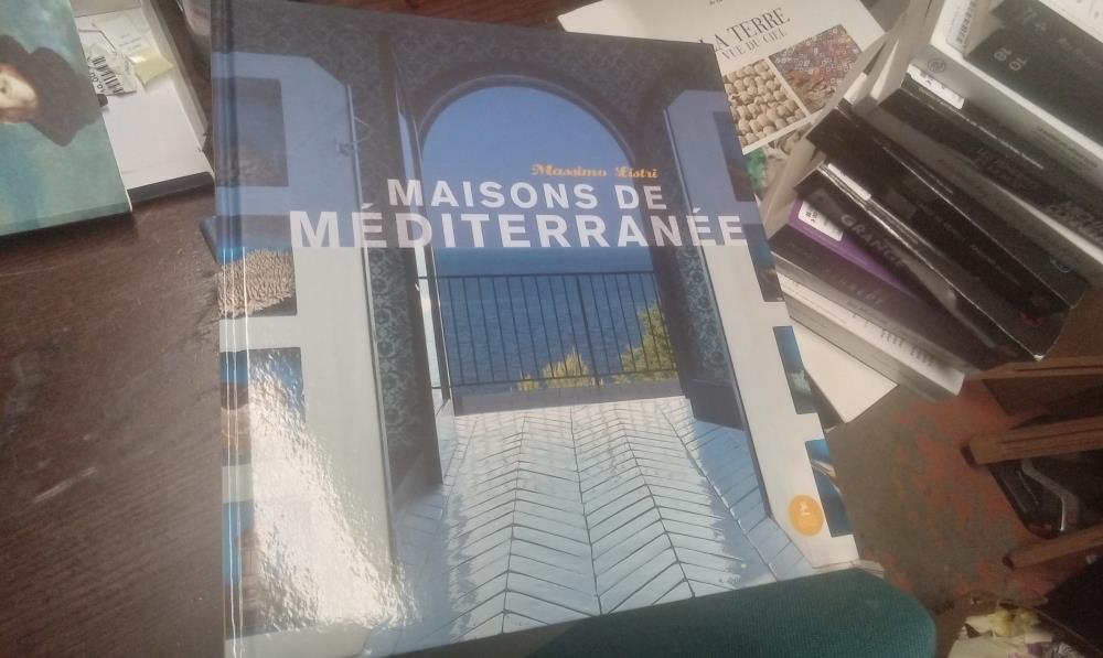 LIVRE MAISON DE LA MEDITERRANEE A 15 EUROS NON SOLDE