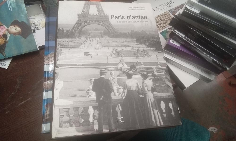 LIVRE PARIS D'ANTAN HC EDITION A 10 EUROS NON SOLDE