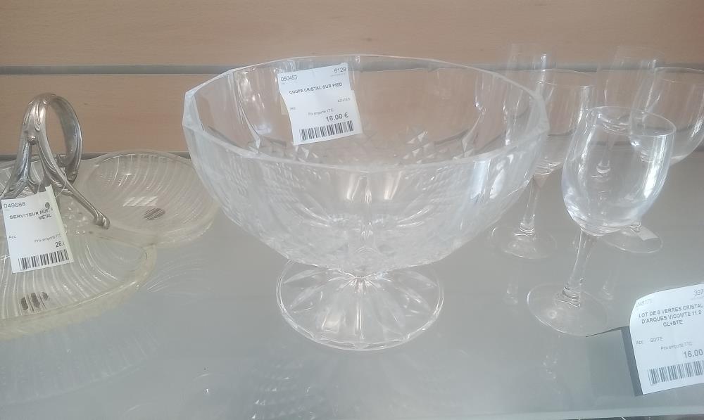 COUPE CRISTAL SUR PIED