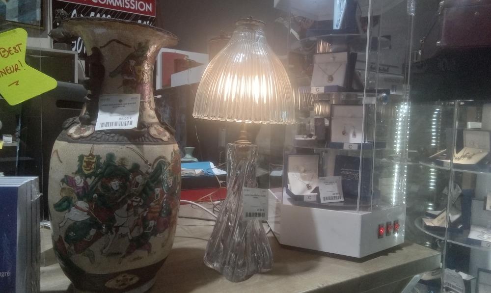 LAMPE PIED CRISTAL+GLOBE VERRE