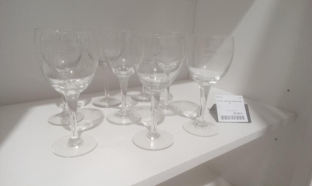 LOT DE VERRES A PIED ANNEE 50