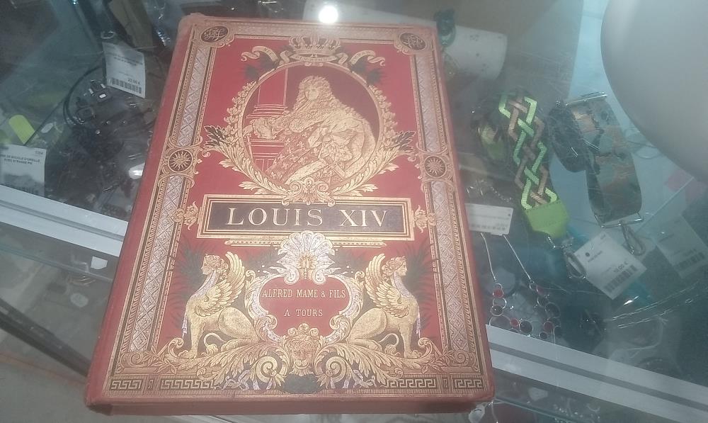 LIVRE ANCIEN  LOUIS XIV A 10 EUROS NON SOLDE