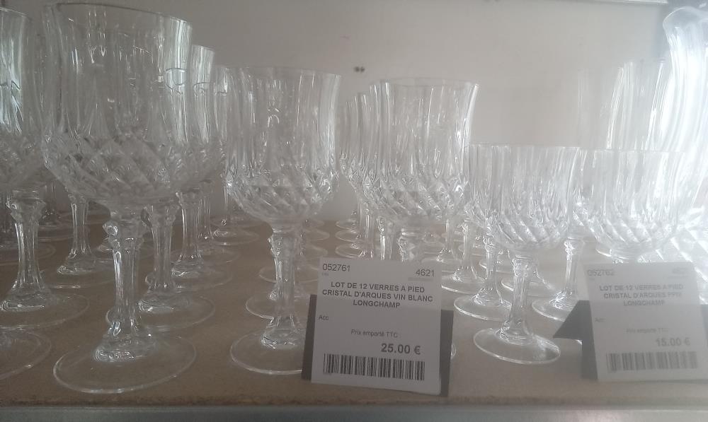 LOT DE 12 VERRES A PIED CRISTAL D'ARQUES VIN BLANC LONGCHAMP