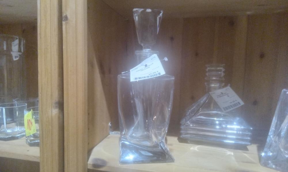 CARAFE  CRISTALLIN +BOUCHON