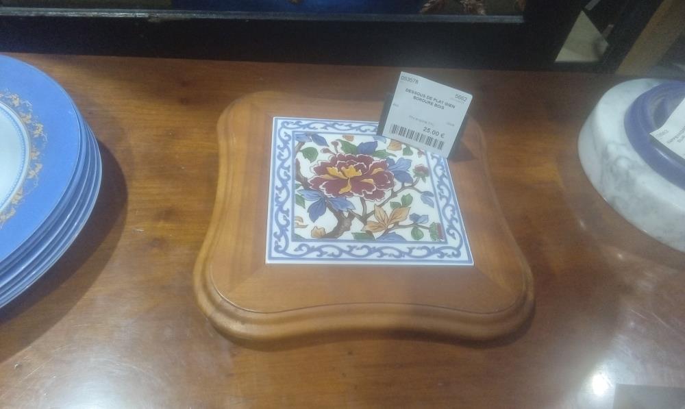 DESSOUS DE PLAT GIEN BORDURE BOIS