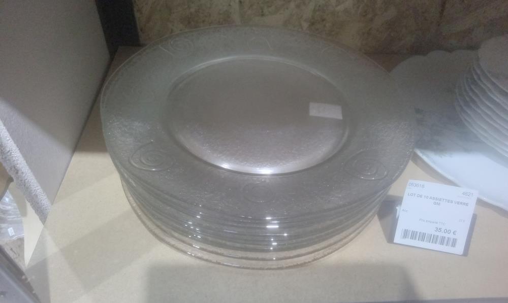 LOT DE 10 ASSIETTES VERRE GM