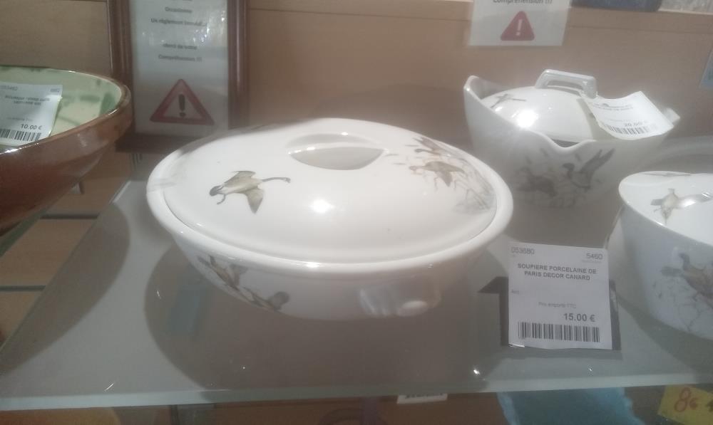 SOUPIERE PORCELAINE DE PARIS DECOR CANARD