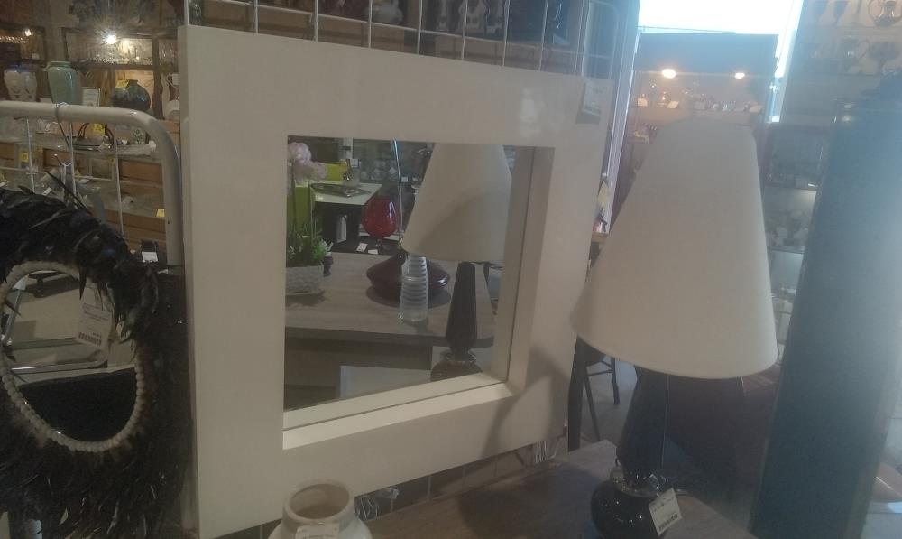 MIROIR DESIGN LAQUE BLANCHE
