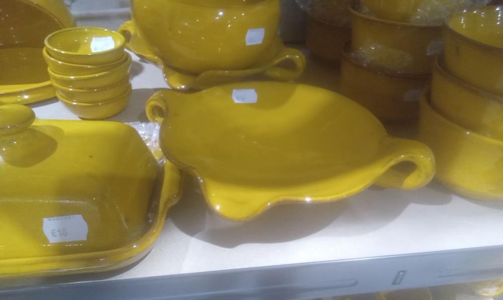 ASSIETTE TERRE CUITE VERNISSE A BEC +2ANSES
