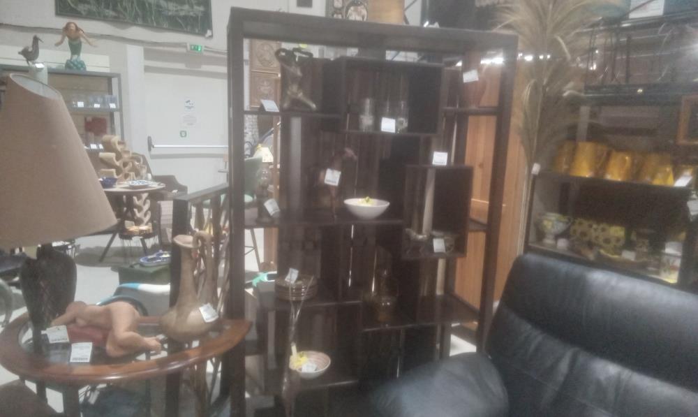 ETAGERE DESIGN BOIS EXOTIQUE