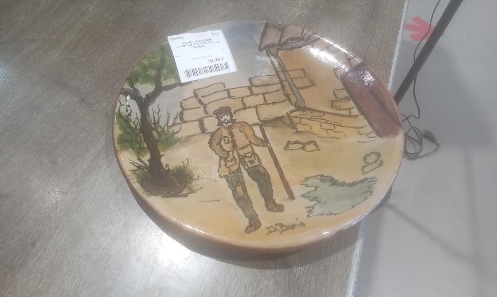 ASSIETTE FAIENCE A.FRATANTONI SICILE 87 LE PAYSAN
