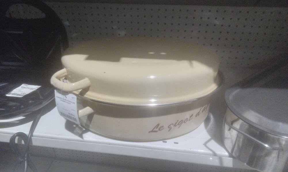 CASSEROLE FONTE EMAILLEE 2TENANTS GIGOT