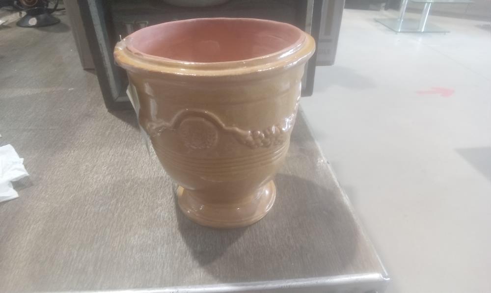 VASE PM STYLE MEDECIS TERRE CUITE VERNISSE EN L'ETAT