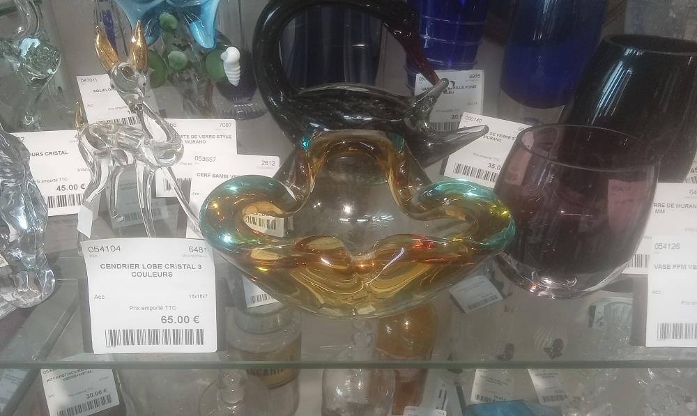 CENDRIER LOBE CRISTAL 3  COULEURS
