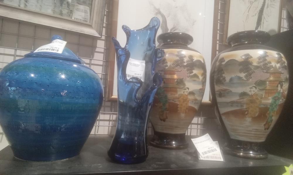VASE VERRE BLEU MOUVEMENTE