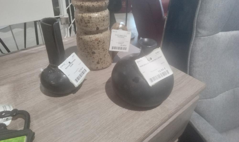 VASE BOULE VERRE EN L'ETAT