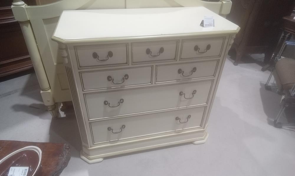 COMMODE PEINTE 6 TIROIRS STYLE PROVENCAL