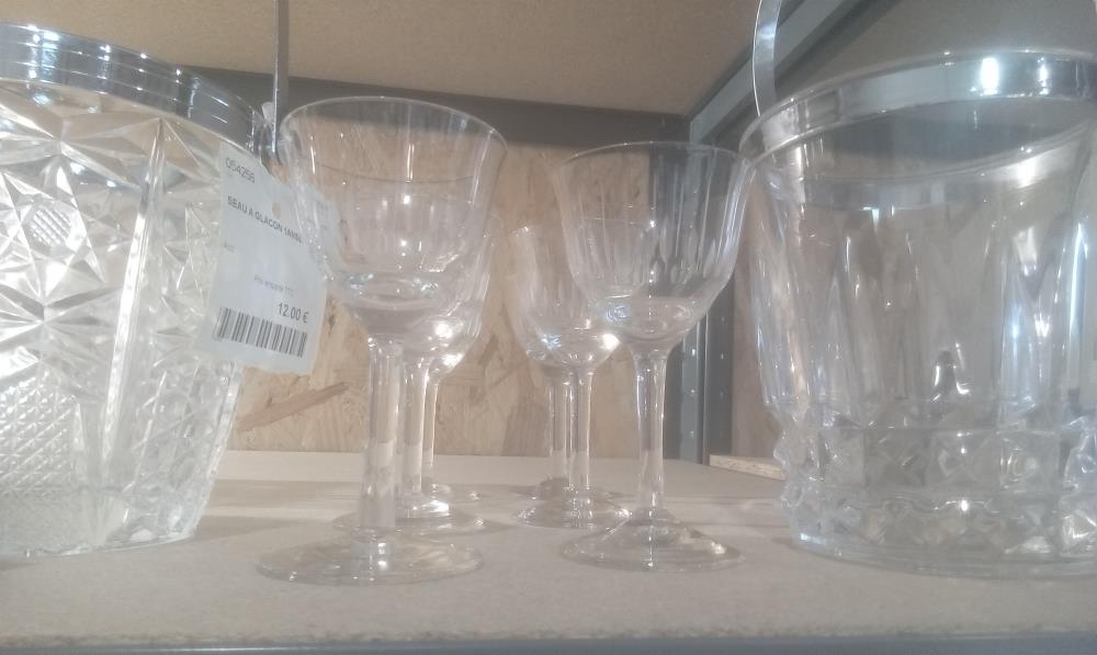 LOT DE VERRES A PIED DIGESTIF CRISTAL