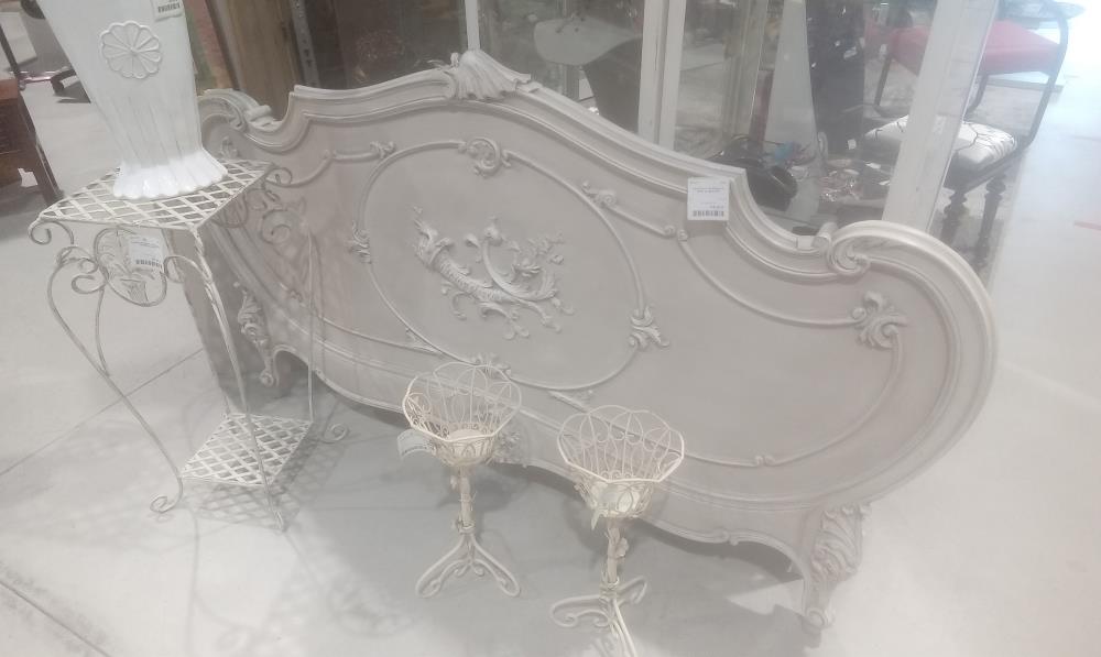 TETE DE LIT 140 ROCAILLE PEINT ET SCULPTE