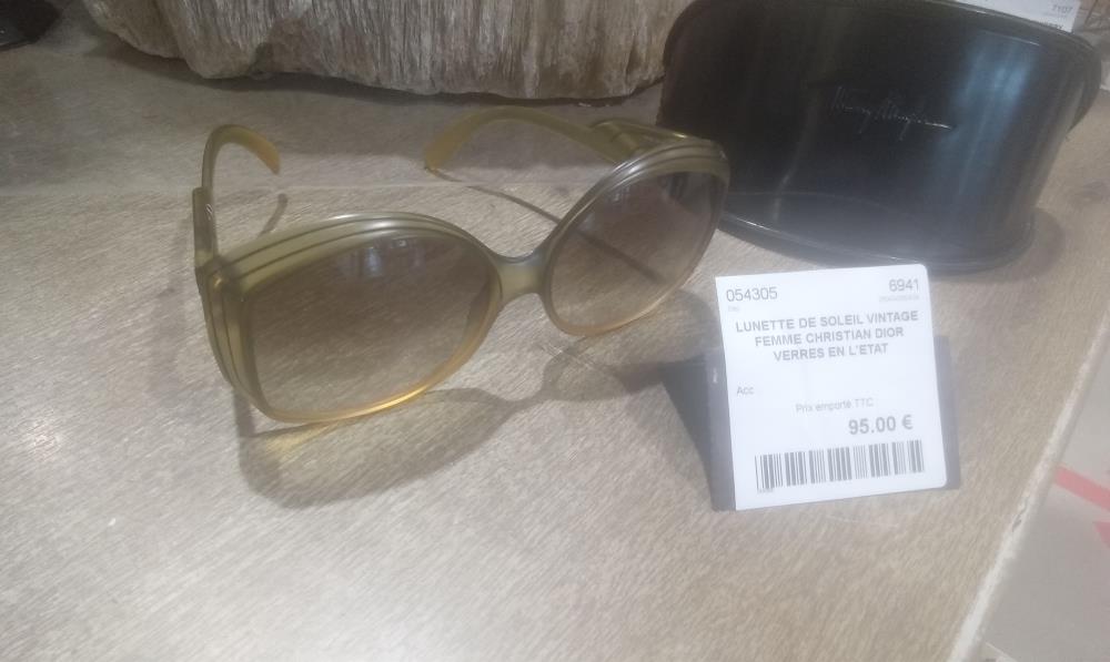LUNETTE DE SOLEIL VINTAGE FEMME CHRISTIAN DIOR VERRES EN L'ETAT
