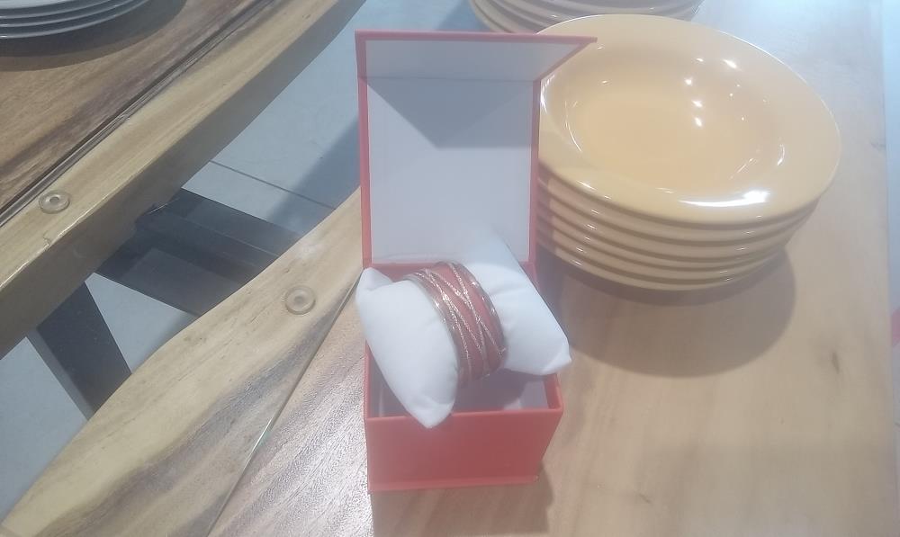 MANCHETTE LES GEORGETTES AVEC CERTIFICAT