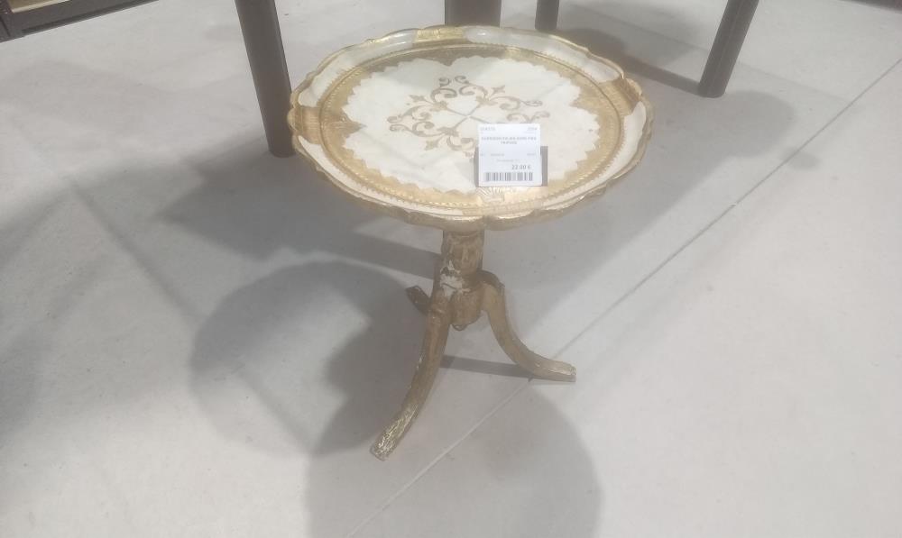 GUERIDON ITALIEN DORE PIED TRIPODE