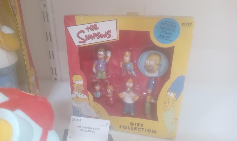 THE SIMPSONS GIFT COLLECTION