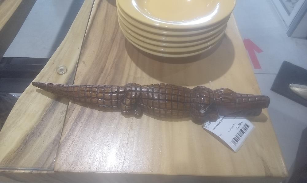 CROCODILE BOIS EXOTIQUE