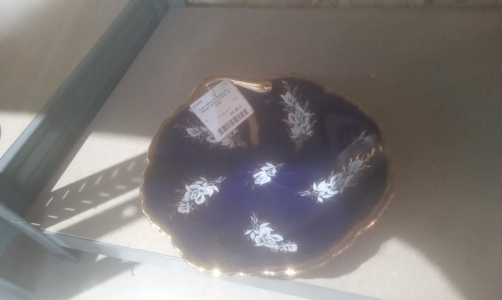 PLAT CREUX PORCELAINE 1 TENANT DECOR FLORAL ET DORE