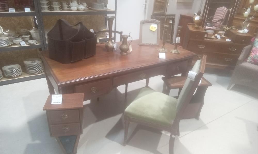 BUREAU NOYER STYLE LOUIS XVI AVEC 3 TIROIRS