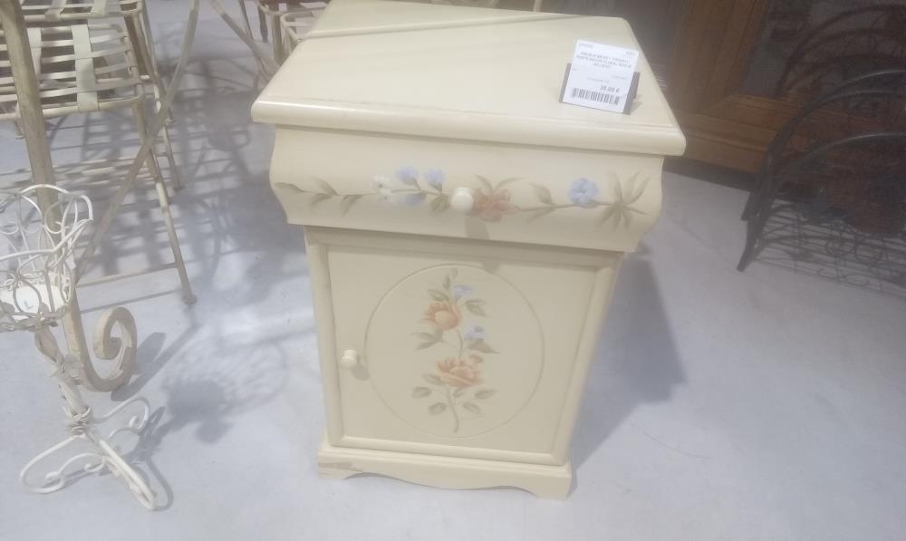 MEUBLE BEIGE 1 TIROIR+1 PORTE DECOR FLORAL SOCLE EN LETAT