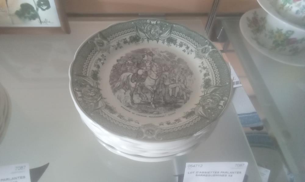 LOT D'ASSIETTES PARLANTES SARREGUEMINES X9