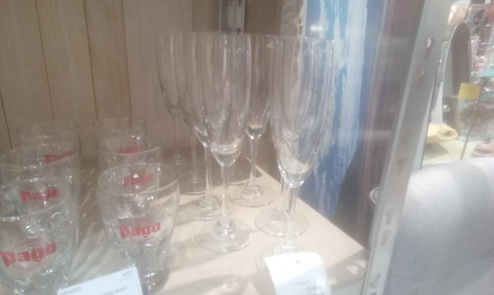 LOT DE FLUTES A CHAMPAGNE GM