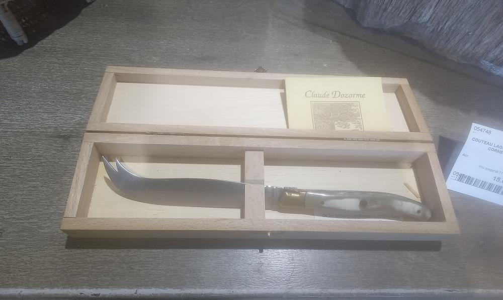 COUTEAU LAGUIOLE MANCHE CORNE+ETUI
